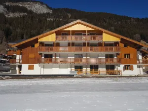 Image of Modern 3 bed apartment. 3 min walk from ski lifts and trail walks - I&D 2stars