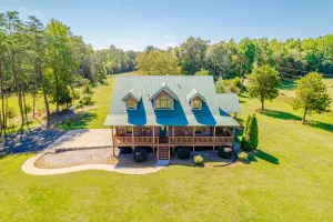 Image of Large Farm House sleeps 10+ and 15 Minutes from Charlotte City Center