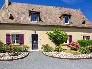 Image of Spacious Rural Retreat with Private Pool, Trampoline, Baby Equipment, and More
