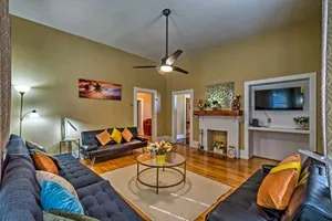 Image of Multifamily Mammoth Cave Inn Sleeps 15  Infants Welcome