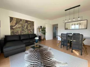 Image of KAYA Zurich Apartment 4B - Downtown 2BR Deluxe Apt