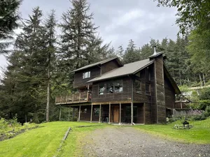 Image of A Cozy Home Away From Home in Alaska!