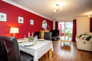 Image of Comfortable, Cosy & Spacious Entire Holiday home in Llanelli.  Pet Friendly.