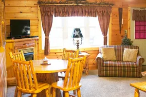 Image of 2 Bedroom Lodge Suite with Kitchen, Fireplace, and Jacuzzi Tub