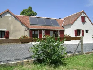 Image of 3-bedroom cottage near attractions with garden & Wi-Fi