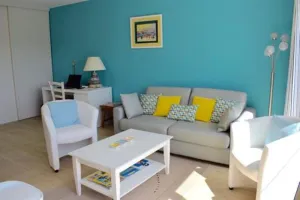 Image of Appart T3 Duplex 2 nd floor in residence 10 MN walk from the beaches.