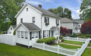 Image of Darien, Cozy 3 bd home, fireplace, close to train