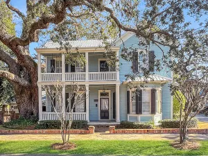 Image of Historic District - Grand Victorian Home with Courtyard near Island Beaches