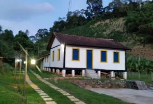 Image of Vista Alegre Farm Varre-Sai: our home is your home!
