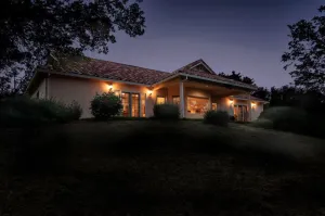 Image of Guinda's Finest Nature Get-Away!