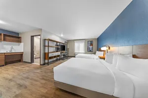 Image of Everhome Suites Ontario