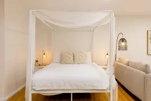 Image of DejaBlue ~ Adorable Kingscliff Studio for 2