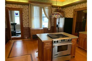 Image of Rent a room in the gorgeous Holt House
