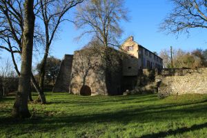 Image of NEAR LE MANS \/ Family house ATYPIQUE \/ craft site of the 19th century