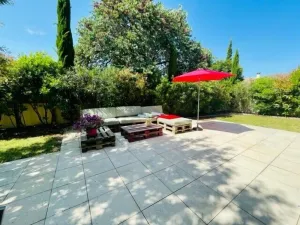 Image of Spacious cocoon with pool in La Rochelle