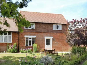 Image of 3 bedroom accommodation in Broom, near Biggleswade