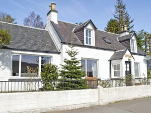 Image of 3 bedroom accommodation in Lochcarron, near Wester Ross