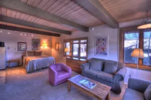Image of Aspenwood Condominiums | L4