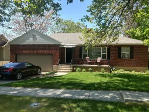 Image of 3 bedrooms with large backyard ~ Great for families!