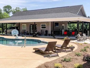Image of Country Pool House Cottage