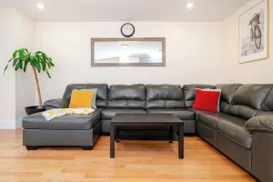 Image of 41 - 3BR Quincy - Lovely Townhouse near Adams