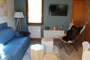 Image of Cozy chalet for 5 people surrounded by nature and near the beach