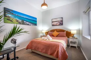Image of One-Bedroom Apartment on Summer