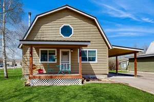 Image of Roomy Dog-Friendly Home with Seasonal Stream - Easy Access to Outdoor Activities