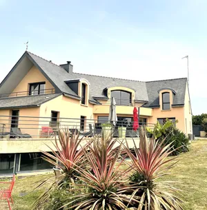 Image of VILLA 5 * LE REPERE: swimming pool, spa, sea view and beach on foot!