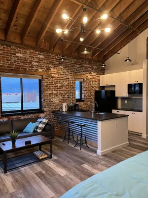 Image of Amazing Industrial Studio Loft Apartment in Downtown Redmond