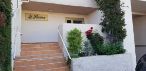 Image of Residence le riviera with swimming pool