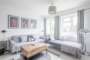 Image of Lovely 2 bedroom apartment - ideal location