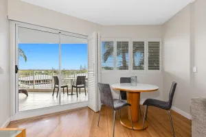 Image of North Facing 2bed2bath-Large Sunny Balcony *WIFI*