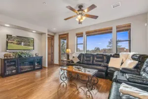 Image of Elegant Central Payson Getaway!