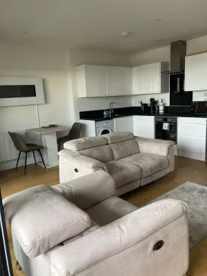 Image of Luxury 1 Bedroom Apartment with Netflix & Parking