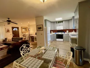 Image of Views! Paved Road! KING & Queen beds! 1 FLOOR!  8 min to W Jeff, 30 min to Boone