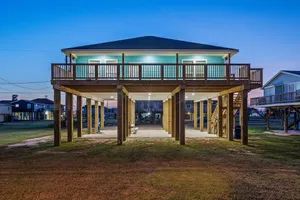 Image of Brand New Beachfront Oasis - Lots of Amenities!