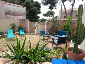 Image of VIILA BORD DE MER CARRO COTE BLEUE NEAR SAUSSET LES PINS