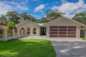 Image of Spacious 2 Family Accommodation in the Grove