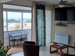 Image of Studio fonctionnel à 50m plage avec parking privé, loggia et accès commerces - Le Barcarès - FR-1-782-65