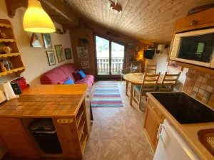 Image of Châtel: Apt 200m from lifts, balcony, parking, sleeps 4
