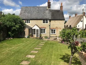 Image of Cosy Character Grade 2 Listed Cottage with Wood Fired Hot Tub
