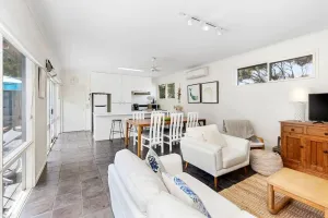 Image of Hitchcock Holiday House