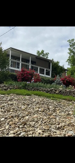 Image of Lake house on Douglas Lake