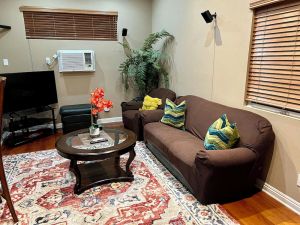 Image of 1BR 1BA Private Guest Suite, Self-Check In, Netflix near Woodland Hills Village