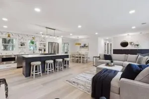 Image of Luxury 1800sq.ft Home - Sleeps 8