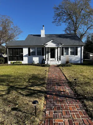 Image of 10 minutes to Augusta national! 5 minutes from downtown Augusta!