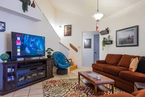 Image of Cozy Townhouse with Community Pool Near ASU West