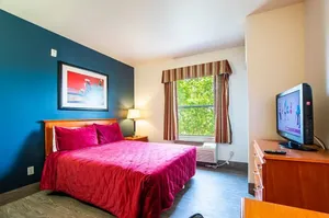 Image of Sierra Vista Studio King Economy