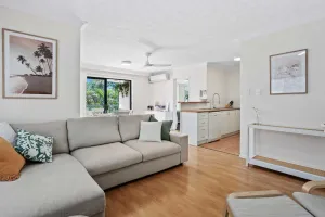 Image of 2 Bedroom Apartment in Burleigh Heads!